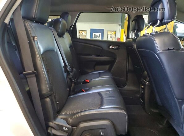 3C4PDDGG6GT227879 2016 DODGE JOURNEY White Vista interior trasera