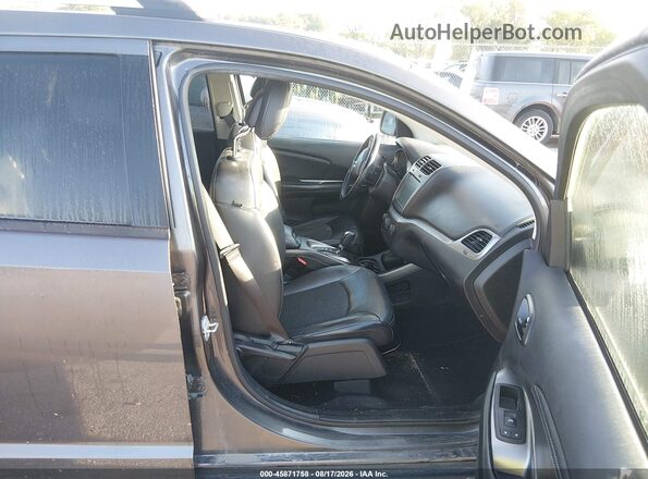 3C4PDDGG9JT516780 2018 DODGE JOURNEY Бежевый Вид салона спереди