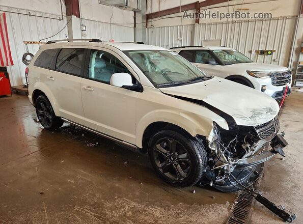 3C4PDDGGXJT375945 2018 DODGE JOURNEY White Przód prawy