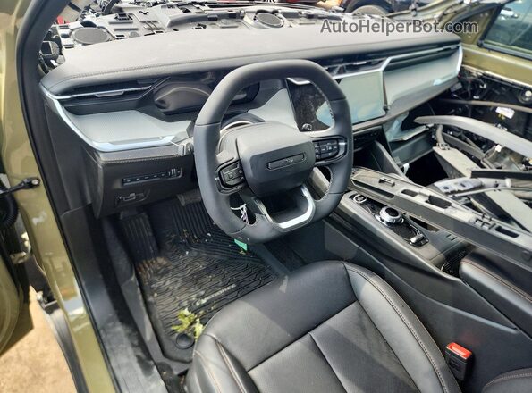 3C4PJMB24TT231072 2026 JEEP CHEROKEE Green Вид панелі приладів