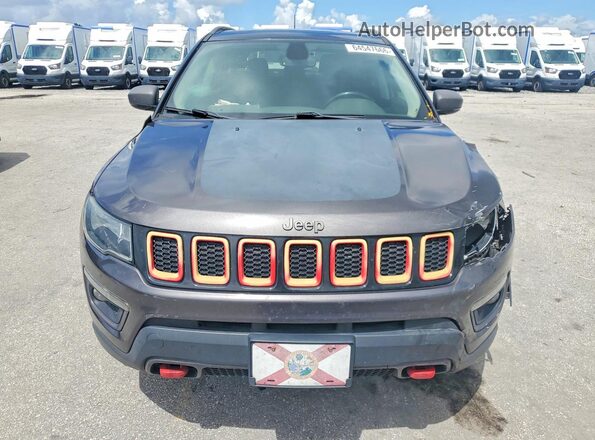3C5NJDDB7KT799268 2019 JEEP COMPASS Gray Вид спереду
