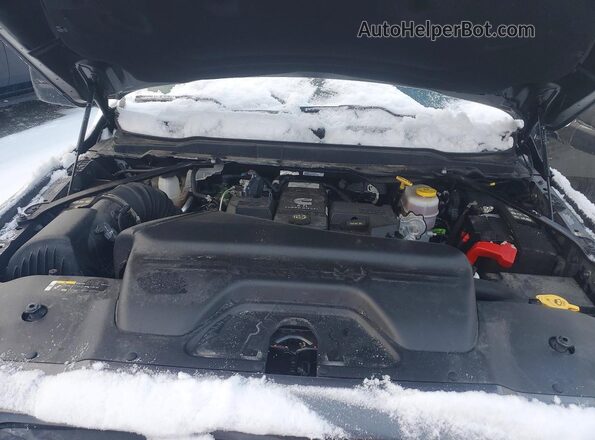 3C63R3DL1RG380281 2024 RAM 3500 Gray Widok wnętrza z tyłu