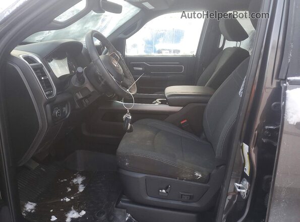 3C63R3DL1RG380281 2024 RAM 3500 Gray Widok wnętrza z przodu