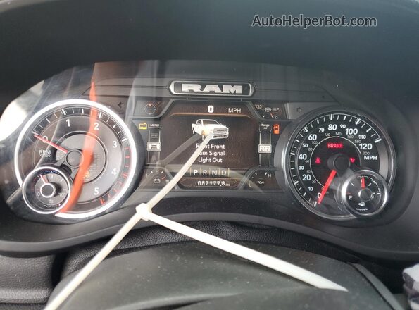 3C63R3ELXNG440650 2022 RAM 3500 Black Instrument cluster view