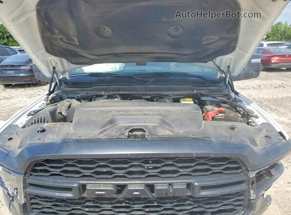 3C63R3GL3PG596187 2023 RAM 3500 White Rear interior view