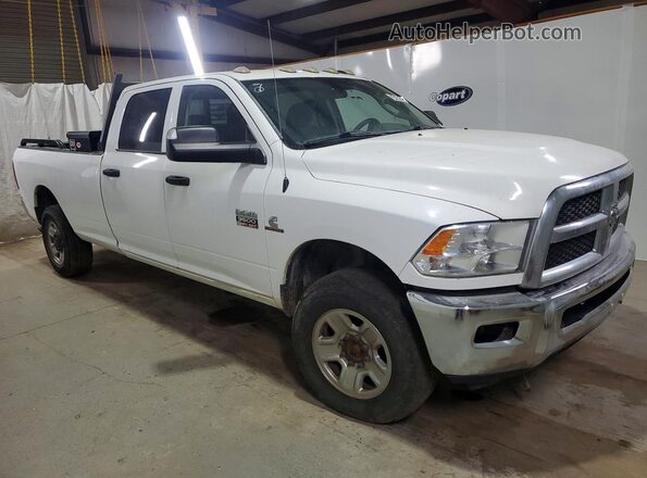 3C63R3GL8HG650732 2017 RAM 3500 White Przód prawy