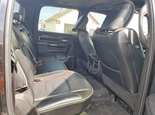 3C63R3JL6KG524837 2019 RAM 3500 Black Vista de los asientos traseros