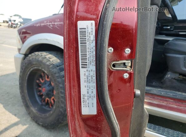3C63R3JL8JG111963 2018 RAM 3500 Burgundy ძრავის განყოფილების ხედი