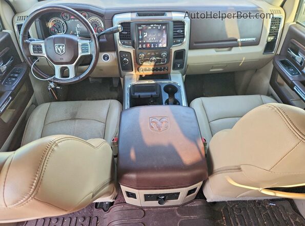 3C63R3ML5JG285839 2018 RAM 3500 Белый Вид панели приборов