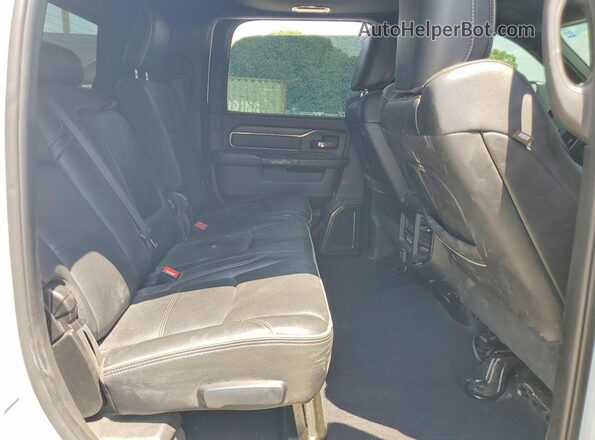 3C63R3PL0RG347641 2024 RAM 3500 White Вид задніх сидінь