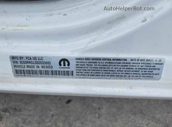 3C63RRGL0SG533883 2025 RAM 3500 White Вид підкапотного простору
