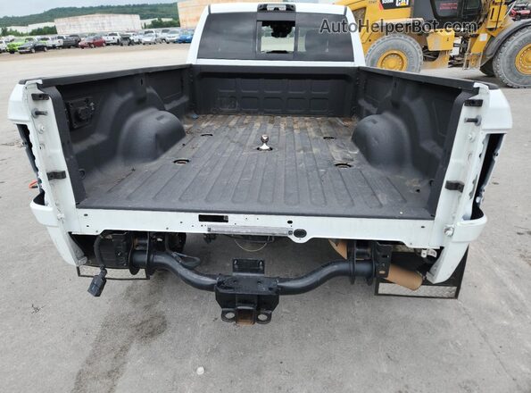 3C63RRGL0SG533883 2025 RAM 3500 White Панорамний вид салону 360°