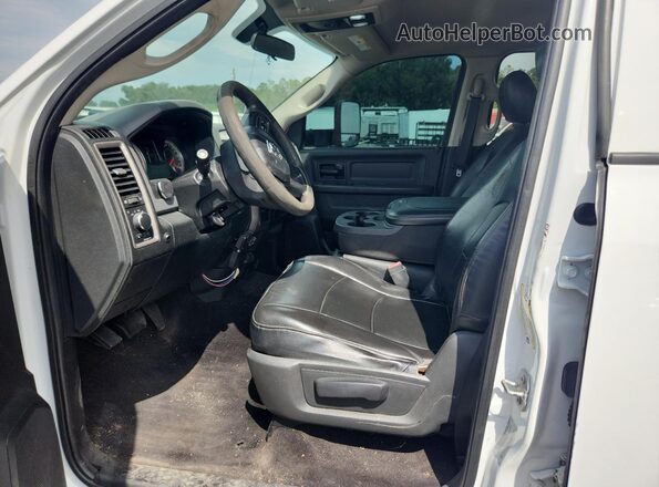 3C63RRGL1HG723622 2017 RAM 3500 White Սալոնի դիմացի տեսք