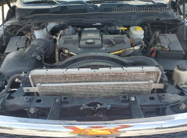 3C63RRGL5JG238955 2018 RAM 3500 Black უკანა სალონის ხედი