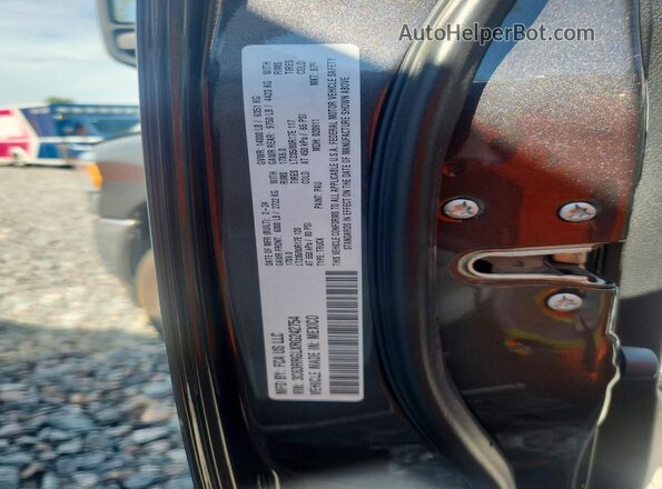 3C63RRGLXRG242754 2024 RAM 3500 Gray VIN sticker view