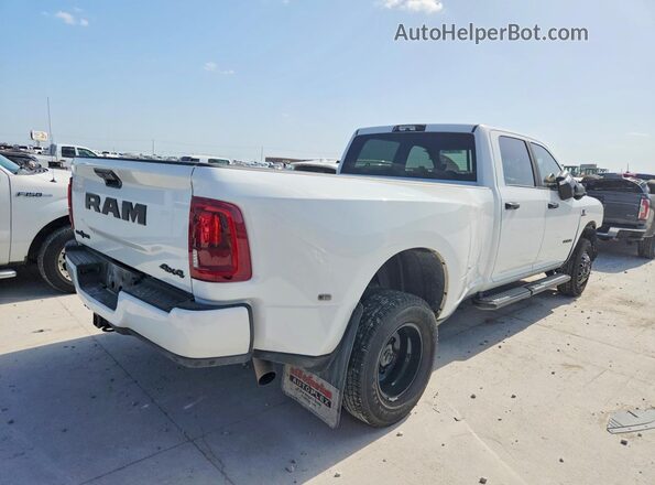 3C63RRHL2TG151127 2026 RAM 3500 White Tył prawy