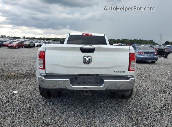 3C63RRHL3RG289588 2024 RAM 3500 White Вид ззаду
