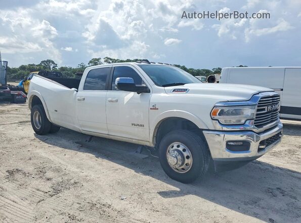 3C63RRJL3NG294682 2022 RAM 1500 Белый Передняя правая четверть