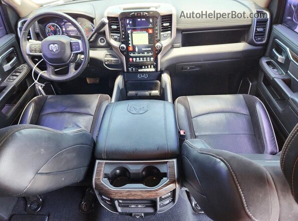 3C63RRJL5LG239292 2020 RAM 3500 Белый Вид панели приборов