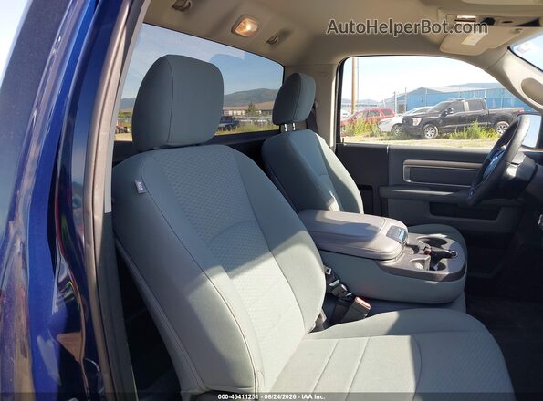 3C6JR6DG0HG764675 2017 RAM 1500 Blue Вид наклейки з VIN-кодом