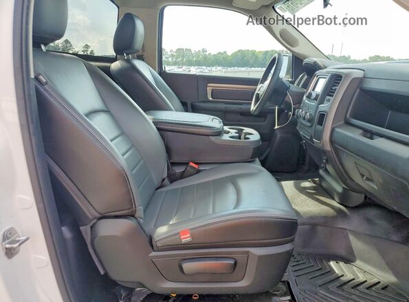 3C6JR6DG2NG210534 2022 RAM 1500 White Rear seats view