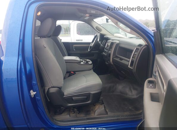 3C6JR6DG5KG502853 2019 RAM 1500 CLASSIC Blue Вид салону спереду