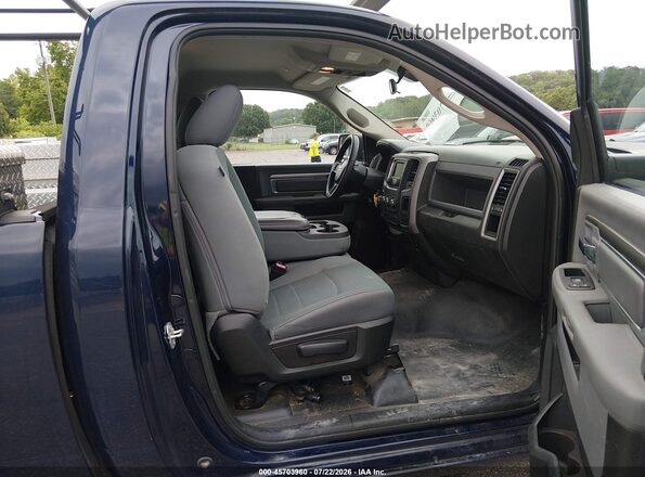 3C6JR6DG6KG503929 2019 RAM 1500 CLASSIC Синий Вид салона спереди