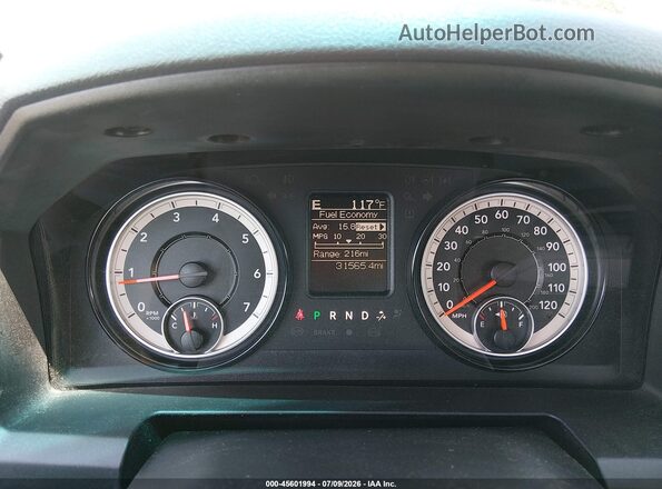 3C6JR6DG7KG503972 2019 RAM 1500 CLASSIC White უკანა სავარძლების ხედი