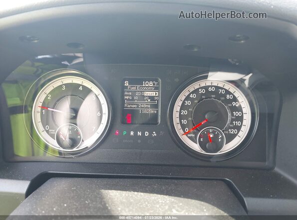 3C6JR6DG9KG569455 2019 RAM 1500 CLASSIC Silver Вид задніх сидінь