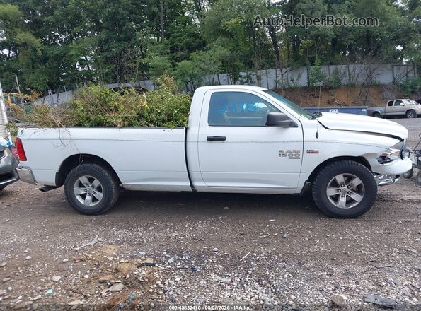 3C6JR6DT7KG510899 2019 RAM 1500 CLASSIC White Rear interior view