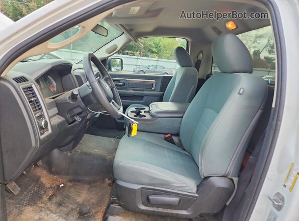 3C6JR6DT9GG257575 2016 RAM 1500 White Vista interior delantera