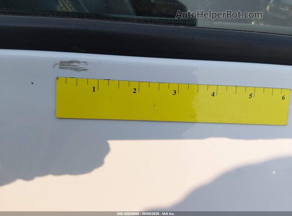 3C6JR7AG3HG765359 2017 RAM 1500 White Rear interior view