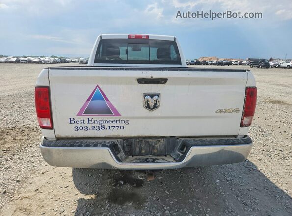 3C6JR7ATXHG565656 2017 RAM 1500 White Вид ззаду