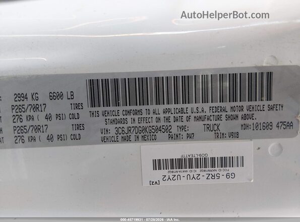3C6JR7DG0KG504502 2019 RAM 1500 CLASSIC White Շարժիչի բաժամունքի տեսք