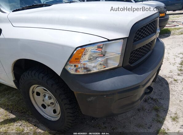 3C6JR7DG2LG211136 2020 RAM 1500 CLASSIC White Widok zestawu wskaźników