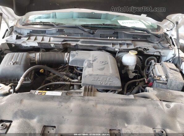 3C6JR7DG3KG503361 2019 RAM 1500 CLASSIC White Vista trasera
