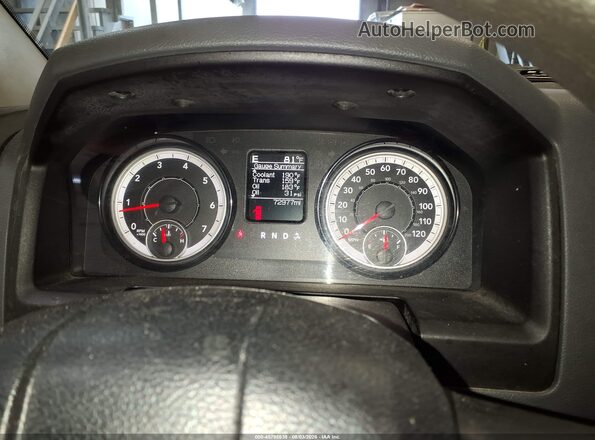 3C6JR7DG5KG575355 2019 RAM 1500 CLASSIC Черный Вид задних сидений