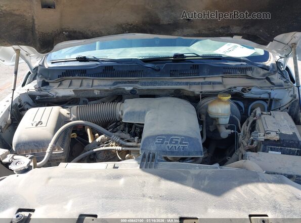 3C6JR7DG7HG765358 2017 RAM 1500 Белый Вид сзади