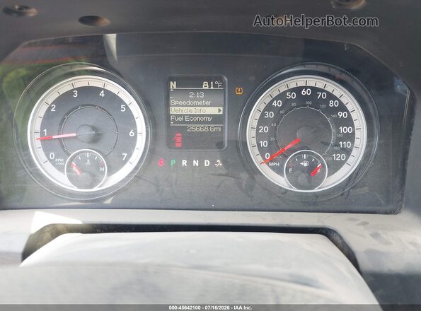 3C6JR7DG7HG765358 2017 RAM 1500 Белый Вид задних сидений