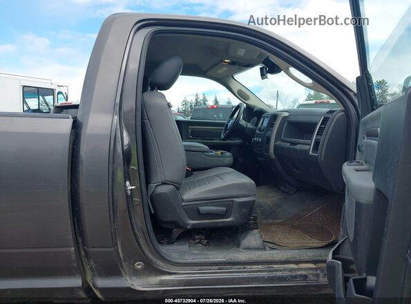 3C6JR7DT7GG374058 2016 RAM 1500 Black Vista interior delantera