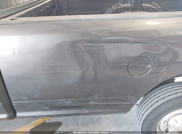 3C6LR4AT3JG312966 2018 RAM 2500 Gray 360 interior view