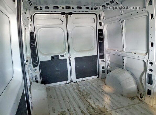3C6LRVCG4TE174892 2026 RAM PROMASTER White Вид задньої частини салону