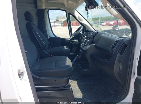 3C6LRVDG2PE605766 2023 RAM PROMASTER 2500 White Front interior view