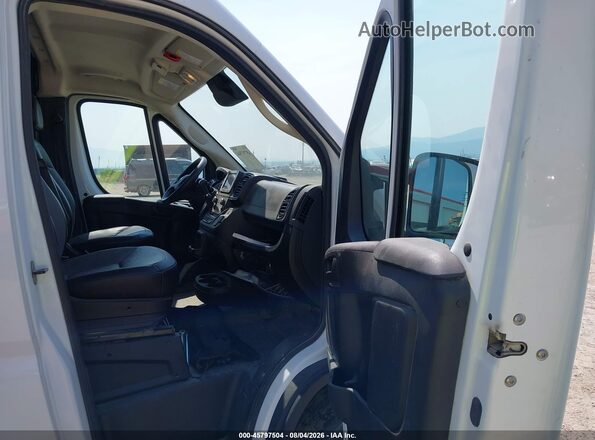 3C6LRVDG6PE576000 2023 RAM PROMASTER 2500 White Vista interior delantera