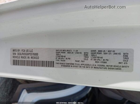 3C6LRVDG6PE576000 2023 RAM PROMASTER 2500 White Vista del compartimento del motor