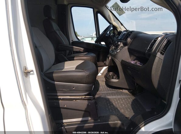 3C6LRVDG6SE511723 2025 RAM PROMASTER 2500 Белый Вид салона спереди