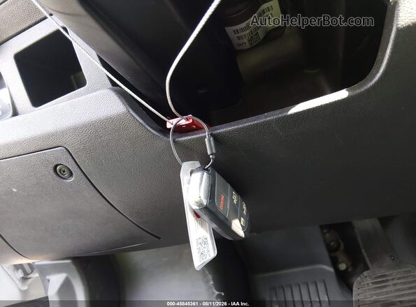 3C6LRVDG9SE506872 2025 RAM PROMASTER 2500 White Dashboard view