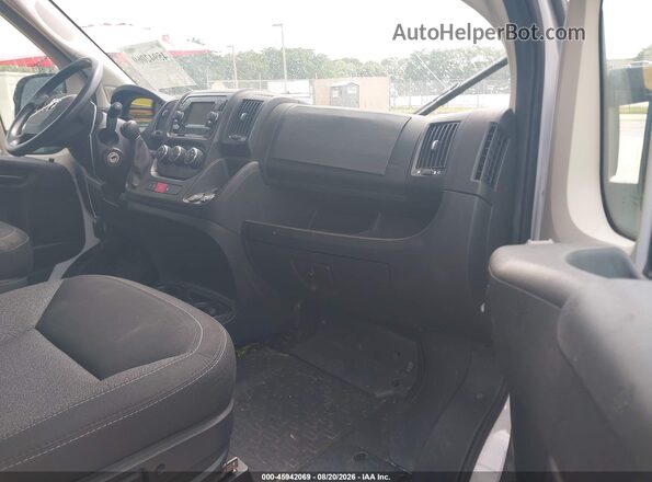 3C6LRVNG6ME546604 2021 RAM PROMASTER 1500 Белый Вид салона спереди