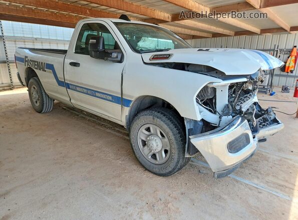 3C6MR4AJ3RG266103 2024 RAM 2500 Белый Передняя правая четверть