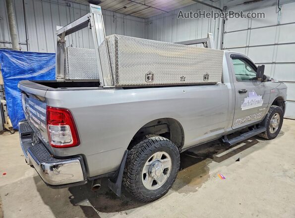 3C6MR5AJ7KG672610 2019 RAM 2500 Gray Trasero derecho